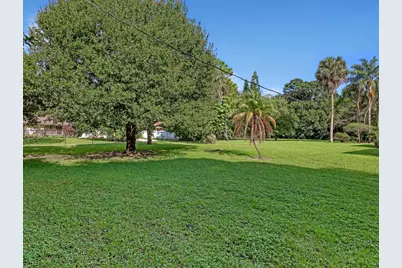 853 Palo Verde Court, Haverhill, FL 33415 - Photo 35