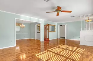 853 Palo Verde Ct, Haverhill, FL 33415 - Photo 11