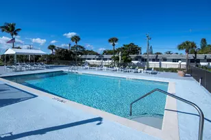 3040 Lake Shore Dr Unit, Riviera Beach, FL 33404 - Photo 15