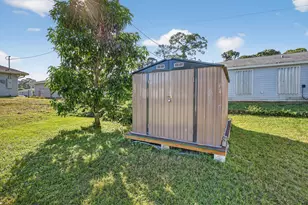 1140 11th Terrace SW, Vero Beach, FL 32962 - Photo 31