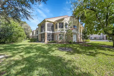 815 W Boynton Beach Boulevard, Unit #14-201, Boynton Beach, FL 33426 - Photo 1