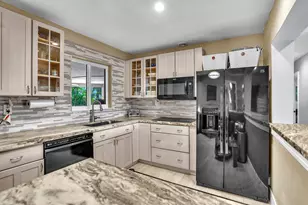 3098 NE 5th Ave, Boca Raton, FL 33431 - Photo 7