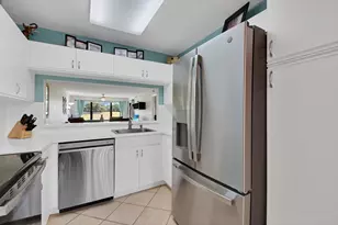 4708 Lucerne Lakes Blvd E, Lake Worth, FL 33467 - Photo 13