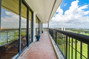 1900 Consulate Pl, West Palm Beach, FL 33401 - Photo 29