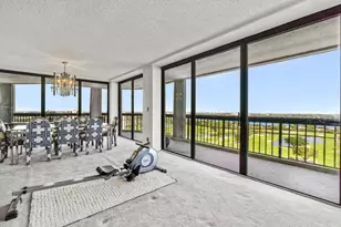 1900 Consulate Pl, West Palm Beach, FL 33401 - Photo 5