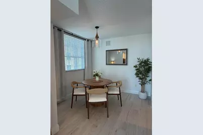 600 S Dixie Highway, Unit #555, West Palm Beach, FL 33401 - Photo 15