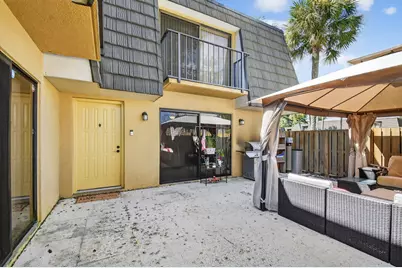 2409 24th Way, West Palm Beach, FL 33407 - Photo 3