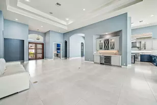 326 Charroux Dr, Palm Beach Gardens, FL 33410 - Photo 9