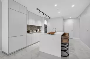 700 NE 23rd St, Miami, FL 33137 - Photo 7