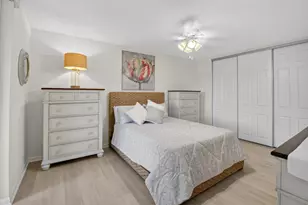 5275 Europa Dr, Boynton Beach, FL 33437 - Photo 17