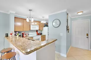 4855 Via Palm Lakes, West Palm Beach, FL 33417 - Photo 1