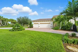 1016 SW Triste Way, Stuart, FL 34997 - Photo 3