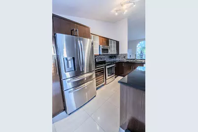 8111 Cedar Hollow Lane Lane, Boca Raton, FL 33433 - Photo 11