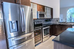 8111 Cedar Hollow Ln Ln, Boca Raton, FL 33433 - Photo 11