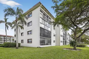1500 SW 131st Way, Pembroke Pines, FL 33027 - Photo 15