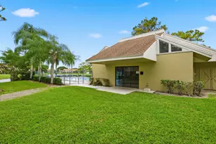 801 Maplewood Dr, Greenacres, FL 33415 - Photo 41