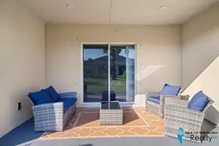 843 Persimmon Pl, Fort Pierce, FL 34981 - Photo 9