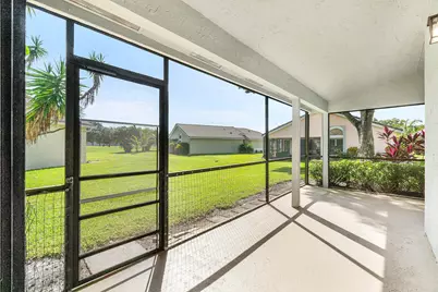 8104 Covington Court, Lake Worth, FL 33467 - Photo 29