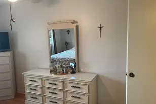 701 Lori Dr, Palm Springs, FL 33461 - Photo 13