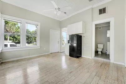 301 S 7th S Street, Fort Pierce, FL 34950 - Photo 7