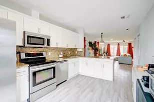 4851 Orleans Ct, West Palm Beach, FL 33415 - Photo 13