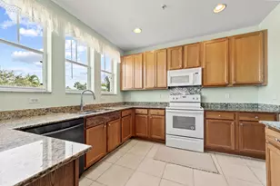 500 Pacific Grove Dr, West Palm Beach, FL 33401 - Photo 13