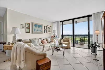 2425 Presidential Way, Unit #1502, West Palm Beach, FL 33401 - Photo 1