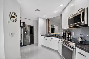 7535 La Paz Blvd, Boca Raton, FL 33433 - Photo 15