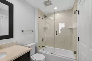 5150 N Ocean Dr, Singer Island, FL 33404 - Photo 29