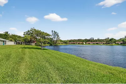 20 Camden Lane, Boynton Beach, FL 33426 - Photo 11