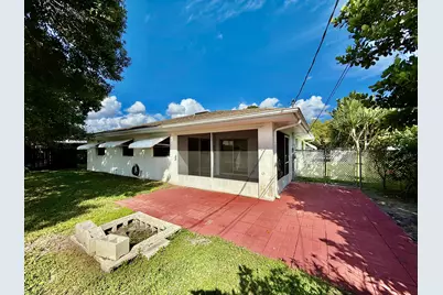 612 N Coconut Avenue, Port Saint Lucie, FL 34952 - Photo 7