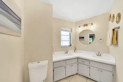 213 SE Eyerly Avenue, Port Saint Lucie, FL 34983 - Photo 17