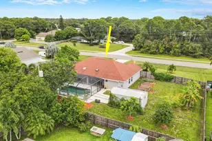 1358 SW Del Rio Blvd, Port Saint Lucie, FL 34953 - Photo 35