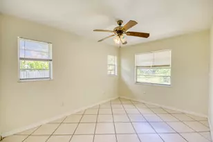 2074 SE Doverbrook St, Port Saint Lucie, FL 34983 - Photo 23