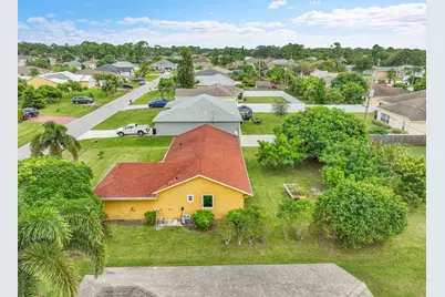 1652 SW Crawford Avenue, Port Saint Lucie, FL 34953 - Photo 31