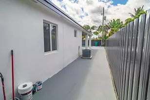 11014 Westwood Lake Dr, Miami, FL 33165 - Photo 37