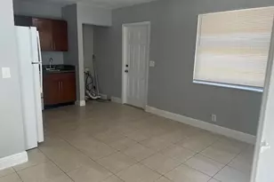 1713 NE 3rd Ave, Delray Beach, FL 33444 - Photo 3