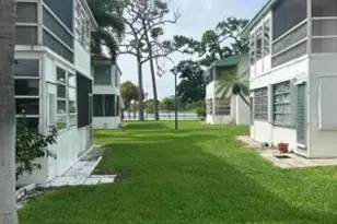 2020 Lake Osborne Dr, Lake Worth, FL 33461 - Photo 29