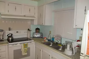 7915 SE Independence Ave, Hobe Sound, FL 33455 - Photo 3