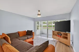 632 Hummingbird Ln, Delray Beach, FL 33445 - Photo 13