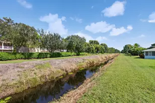 632 Hummingbird Ln, Delray Beach, FL 33445 - Photo 57
