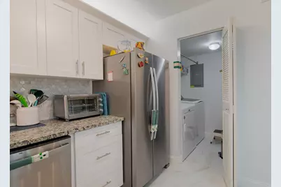329 Knotty Pine Circle, Unit #D-1, Greenacres, FL 33463 - Photo 13