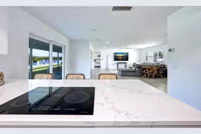 8585 SE Palm Street, Hobe Sound, FL 33455 - Photo 15