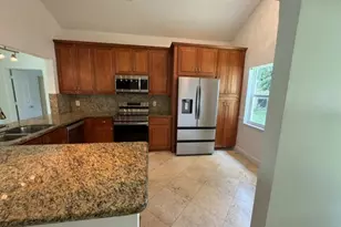10180 Camelback Ln, Boca Raton, FL 33498 - Photo 11