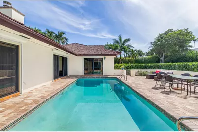 575 N Lake Way, Palm Beach, FL 33480 - Photo 1