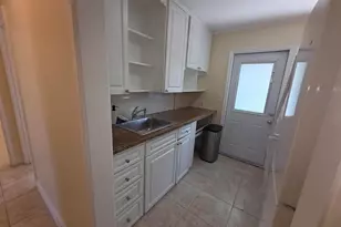 812 Selkirk St, West Palm Beach, FL 33405 - Photo 5