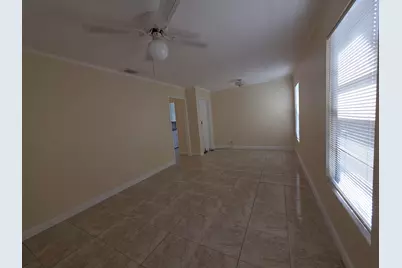 812 Selkirk Street, West Palm Beach, FL 33405 - Photo 9