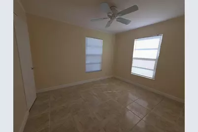 812 Selkirk Street, West Palm Beach, FL 33405 - Photo 15