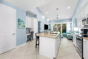 12832 Trevi Isle Dr, Palm Beach Gardens, FL 33418 - Photo 9