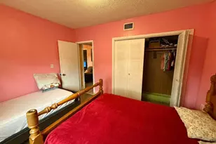 10430 NW 28th Ct, Miami, FL 33147 - Photo 15